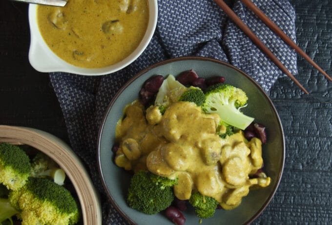 Broccoli-bonenschotel met champignonsaus 3